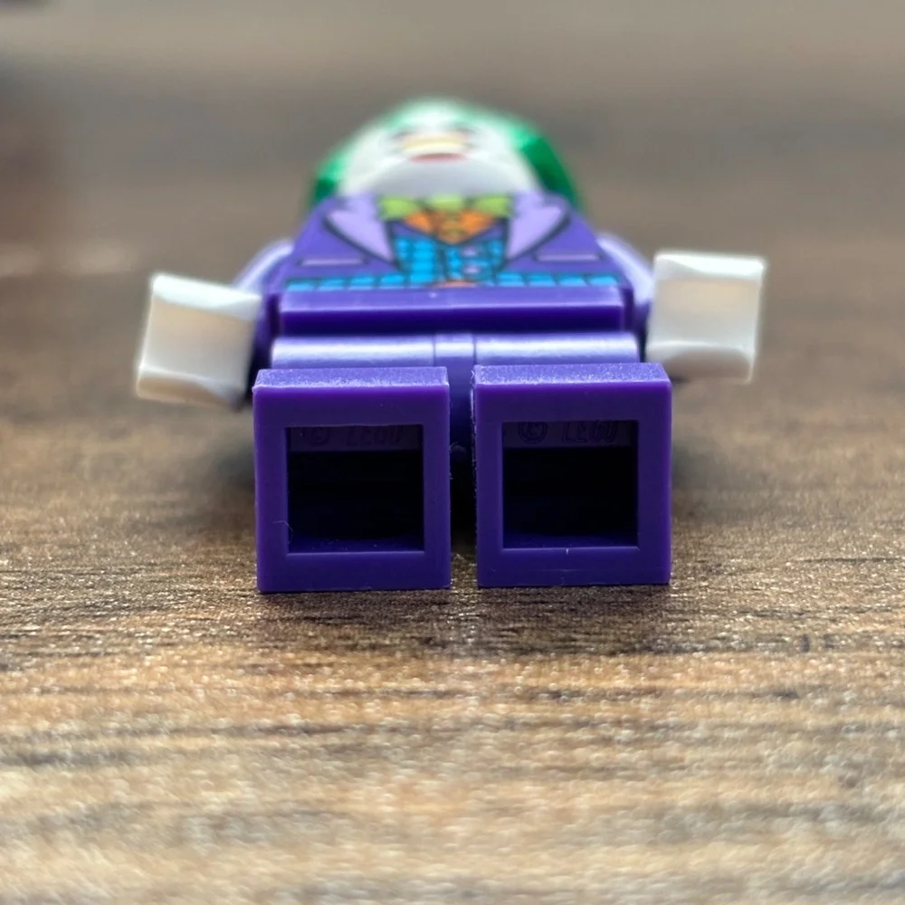LEGO The Joker Minifigure Hammer Accessory & Car Batcave Attack Set 10763 Toy